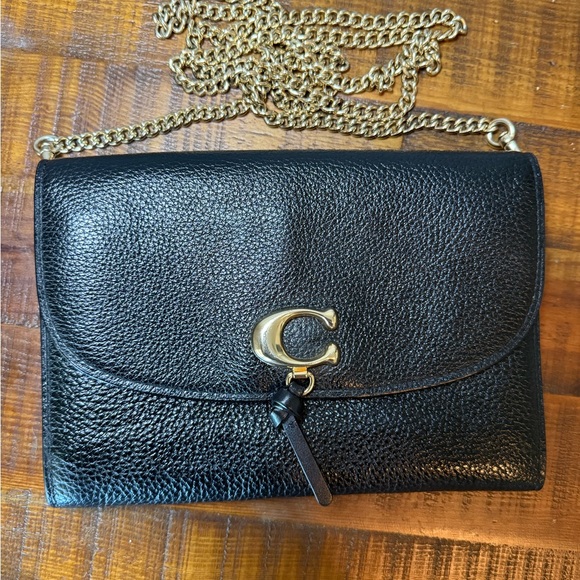 Handbags - Black Leather Crossbody Coach Bag